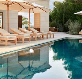 5 bedroom villa with infinity pool and sea views Hvar Town, sleeps 10